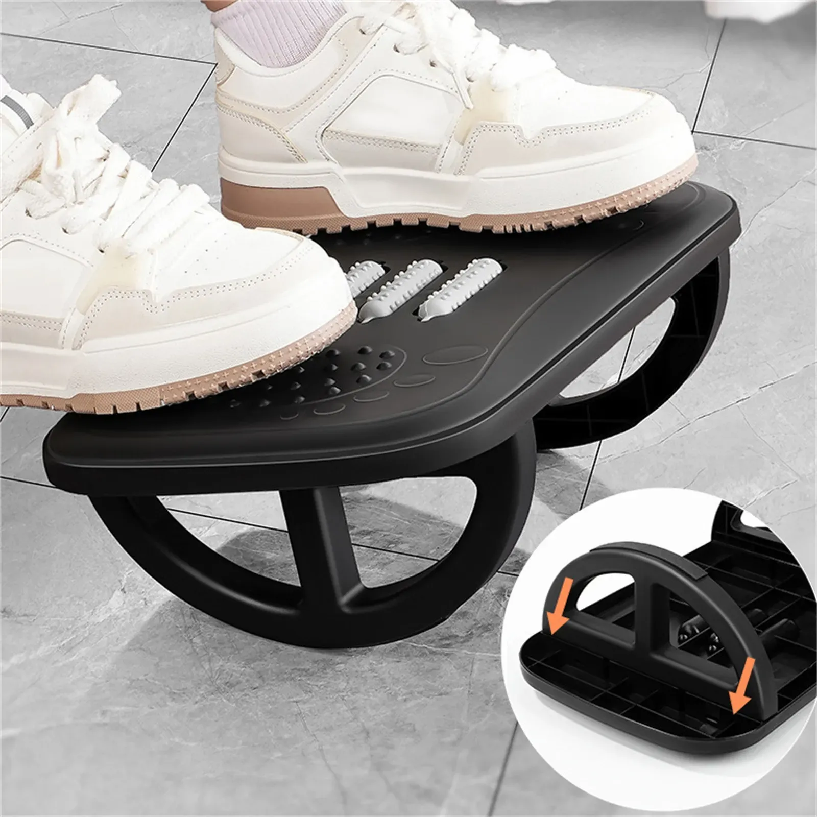 Repose-pieds basculant